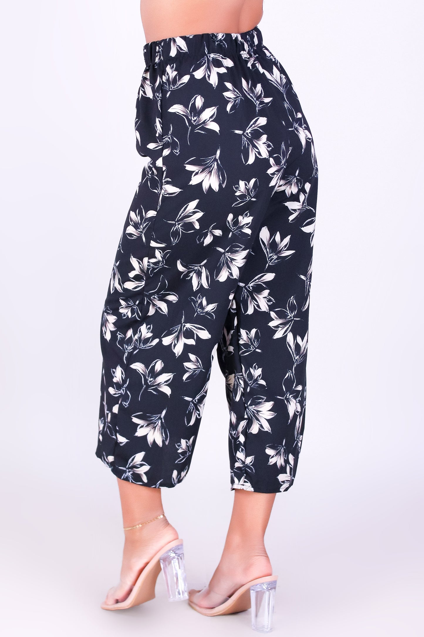FLORAL MUSE CAPRI'S