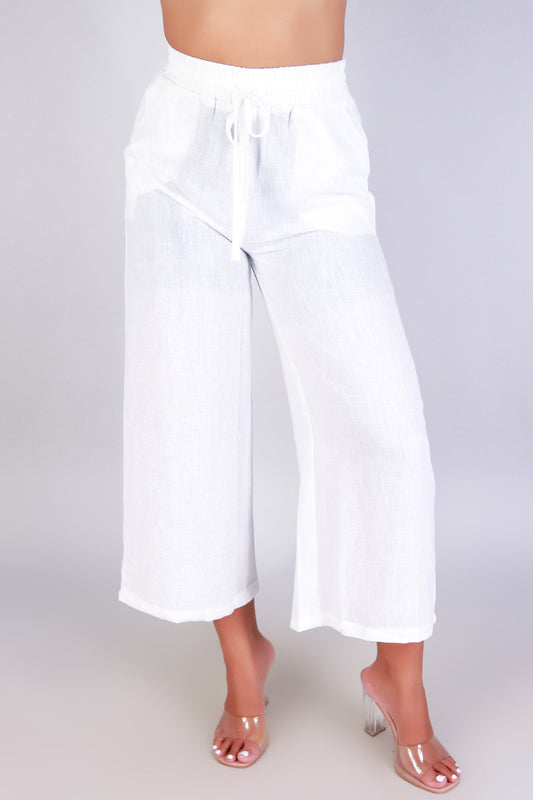 Jeans Warehouse Hawaii - SOLID WOVEN CAPRI'S - ENDLESS SUMMER CAPRI'S | By ZENANA (KC EXCLUSIVE,INC