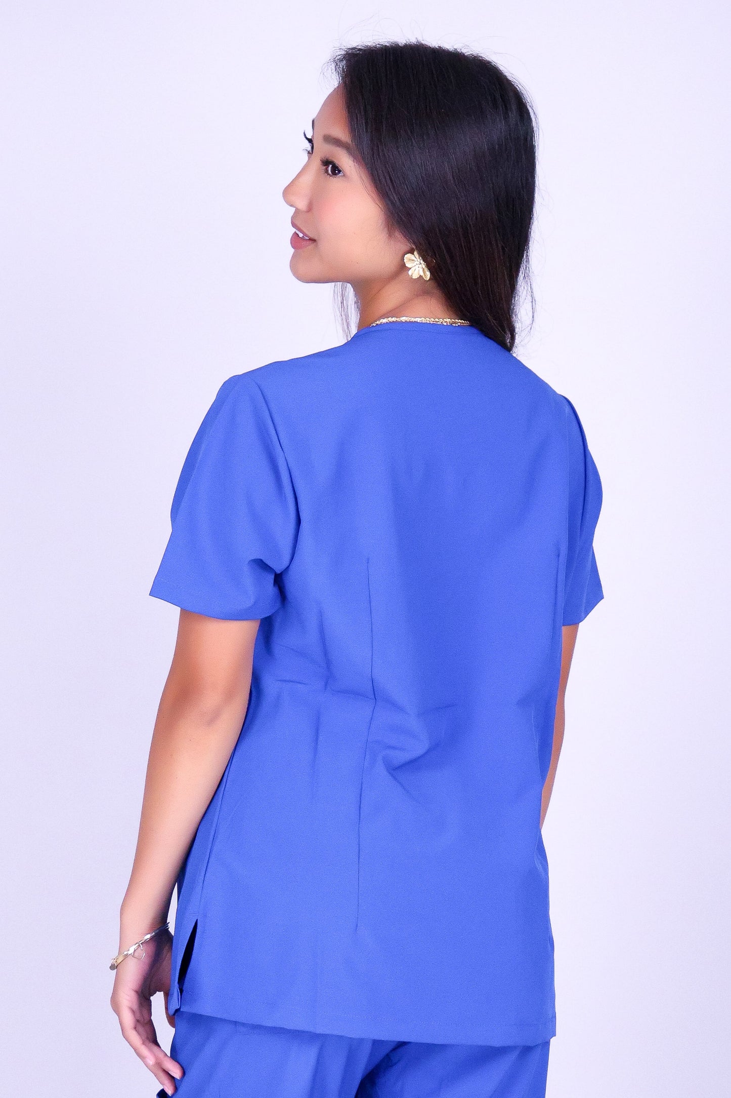 BE PATIENT WITH ME SCRUB TOP