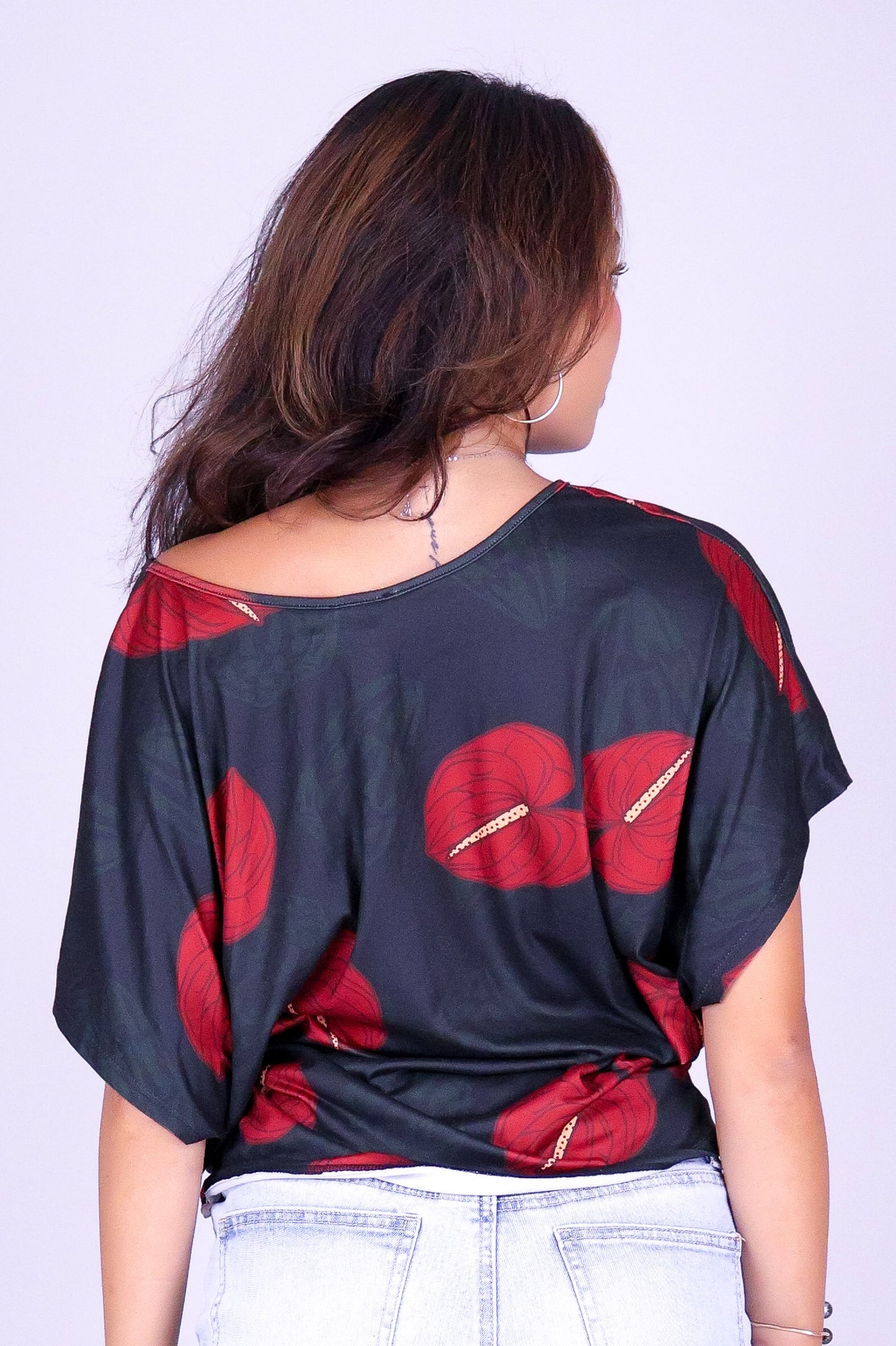 ANTHURIUM SHELL DOLMAN TOP