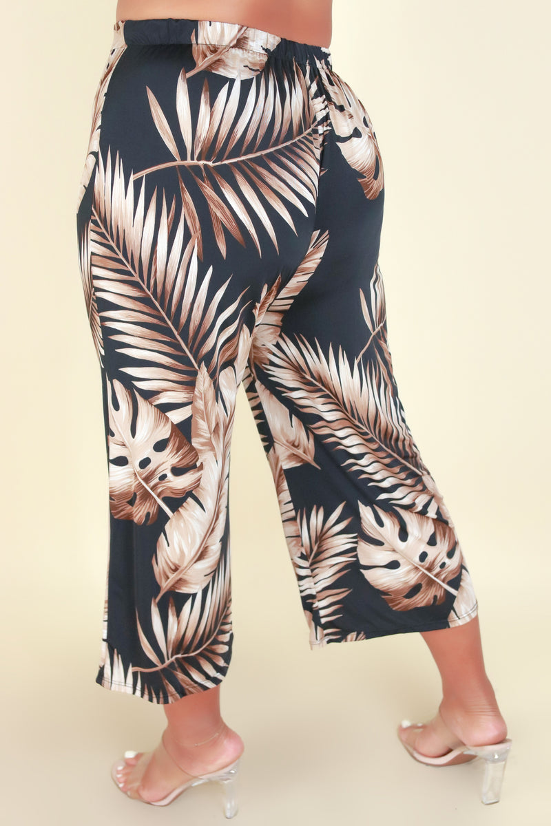 Jeans Warehouse Hawaii - PLUS PLUS PATTERNED CAPRIS - IN THE ZONE PANTS | By ZENOBIA