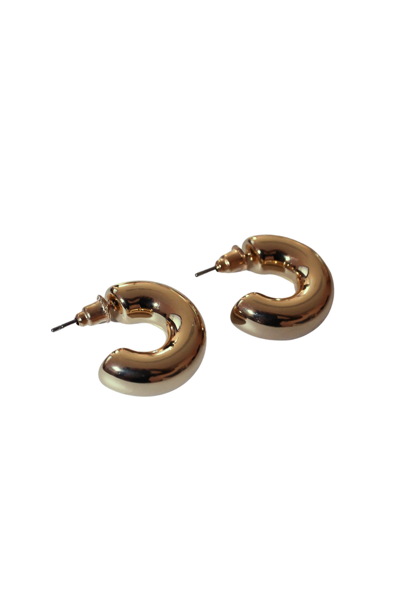 Jeans Warehouse Hawaii - BASIC HOOPS - BOLD CRESCENT HOOP EARRINGS | By PRINCE CO