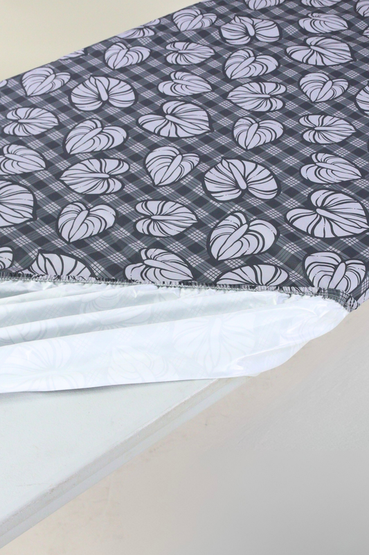 ANTHURIUM PALAKA TABLE COVER