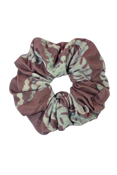 Jeans Warehouse Hawaii - SCRUNCHIES - MONSTERA PIKAKE SCRUNCHIE | By GREENWELL PROMOTIONS LTD