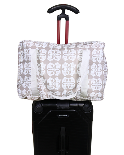 HIBISCUS QUILT DUFFLE BAG