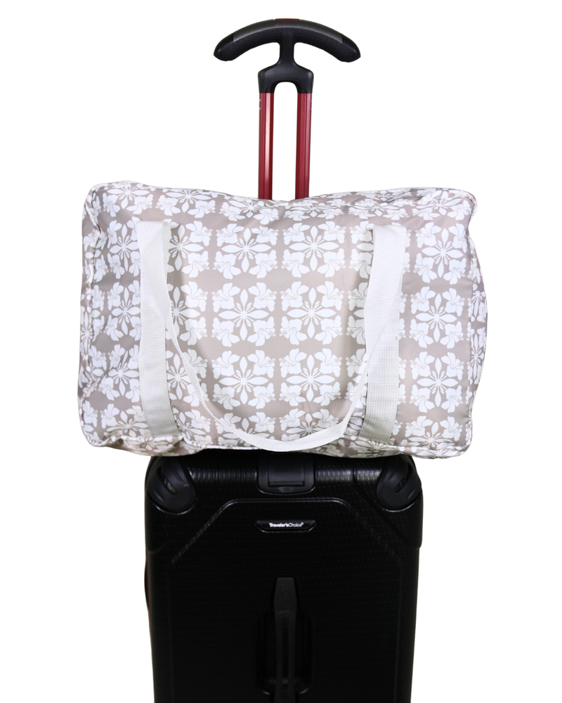 HIBISCUS QUILT DUFFLE BAG