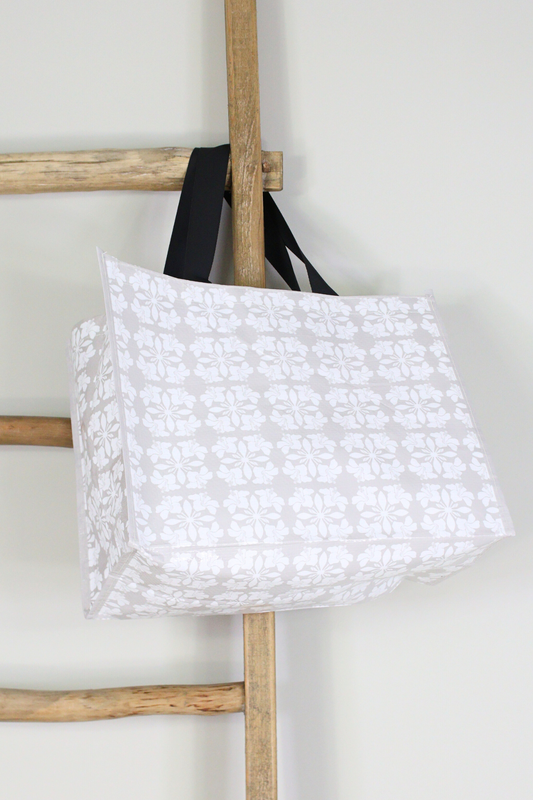 SMALL HIBISCUS QUILT CRINKLE BAG