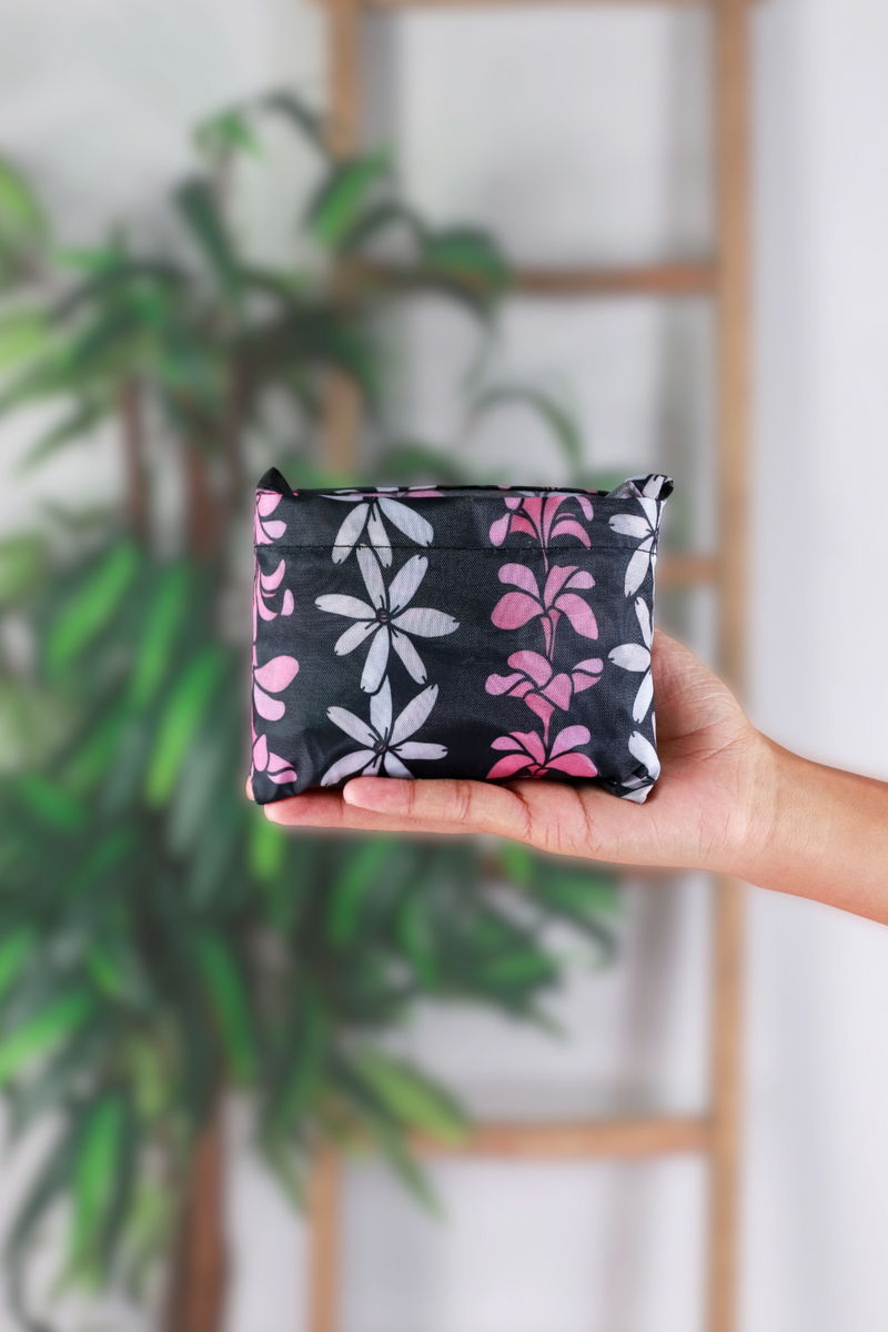 Jeans Warehouse Hawaii - TOTES - PLUMERIA TIARE FOLDABLE BAG | By GREENWELL PROMOTIONS LTD