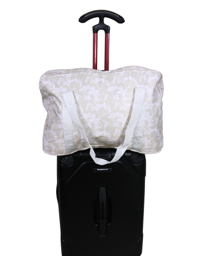 PLUMERIA TREE DUFFLE BAG