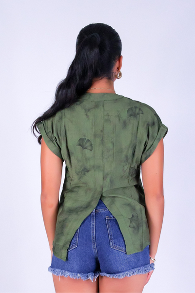 FLIRTY PETALS BLOUSE