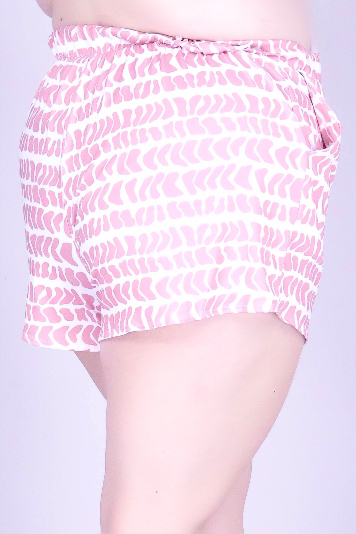 HEBREW SHELL SHORTS