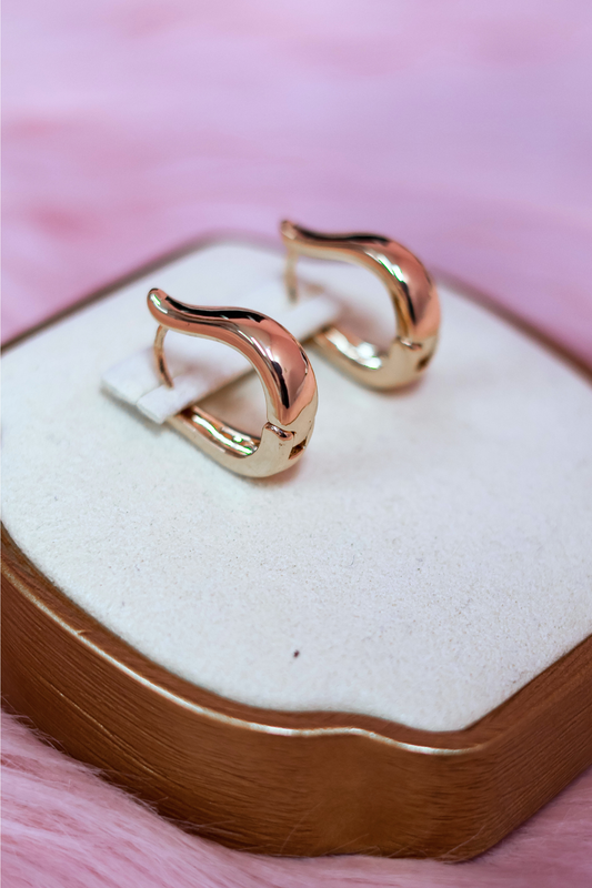 RECTANGLE HOOP EARRINGS
