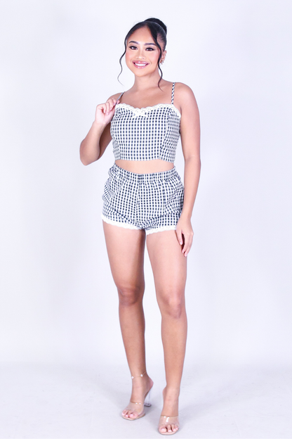 COUNTRY KISSES CROP TOP