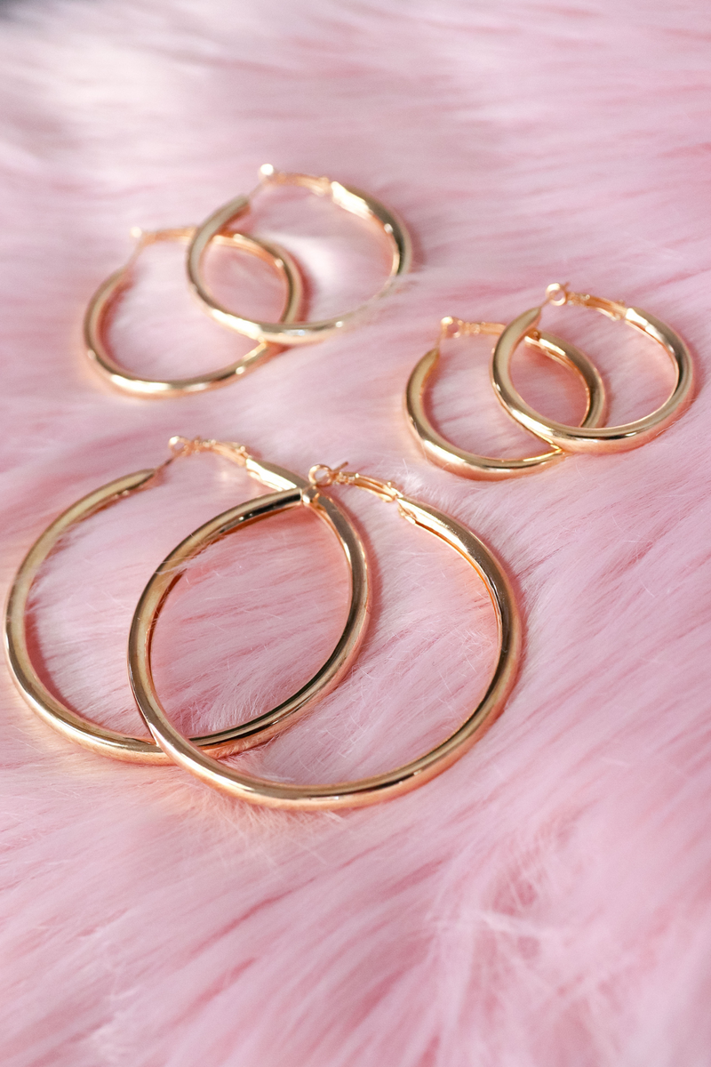 STACKED CIRCLE HOOP EARRINGS