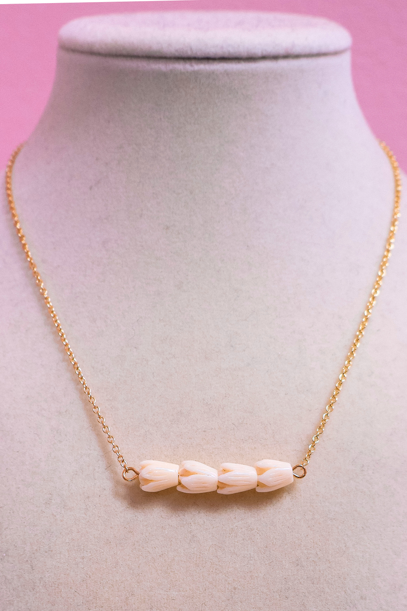 PIKAKE LOOSE BEADED NECKLACE