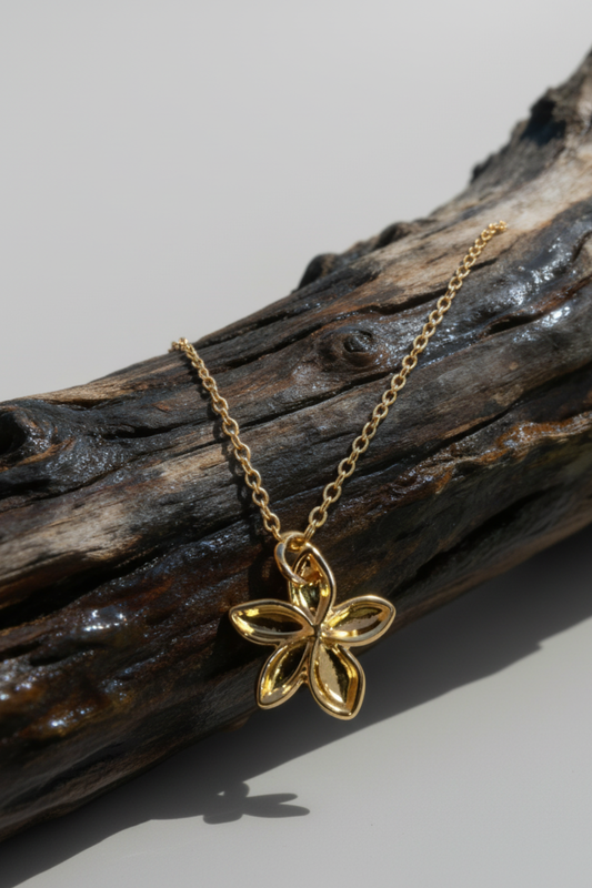 PLUMERIA NECKLACE