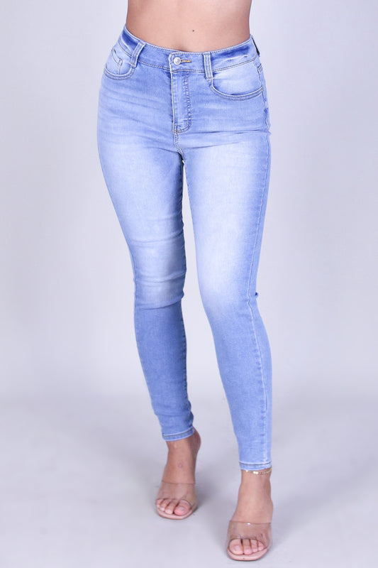 CURVE HUGGER SKINNY JEANS