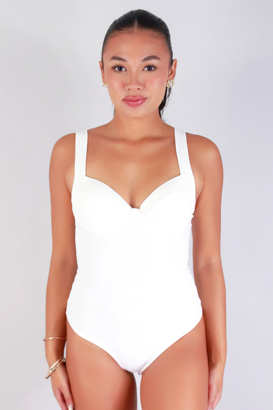 THE SEAMLESS SECRET BODYSUIT