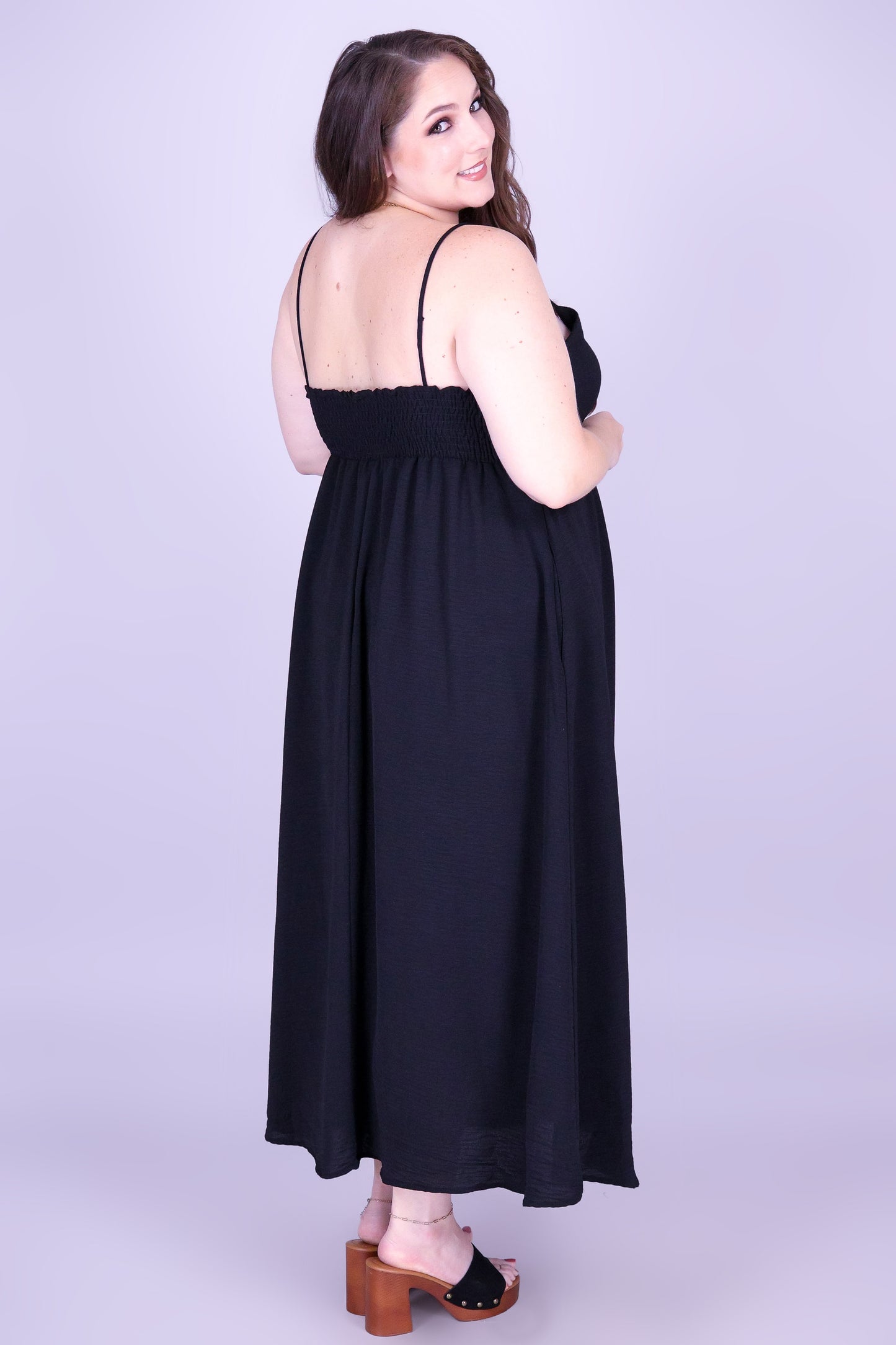 TIMELESS FORM MAXI DRESS