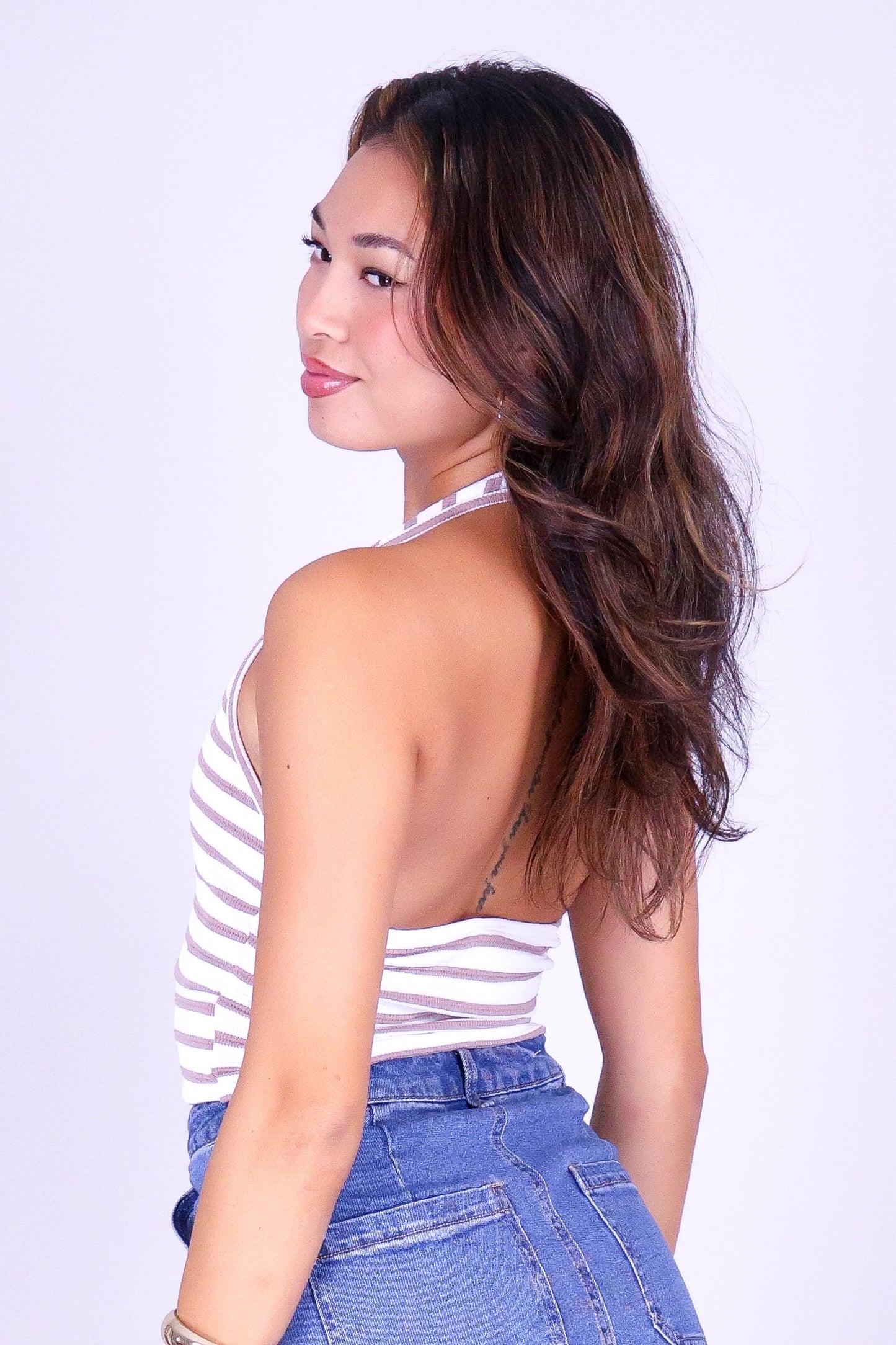 EFFORTLESS EDIT HALTER TOP