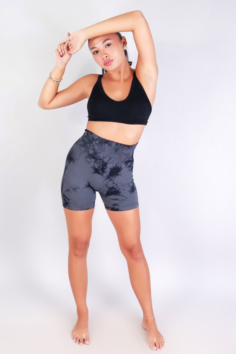 Jeans Warehouse Hawaii - BIKE SHORTS - SNATCHED SEAMLESS TIE DYE BIKE SHORTS | By LA 12ST