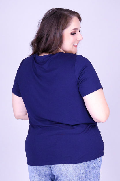 THICK PLUMERIA LEI TEE