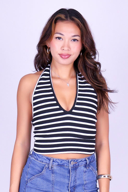 EFFORTLESS EDIT HALTER TOP