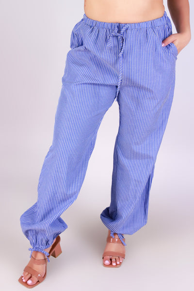 Jeans Warehouse Hawaii - PRINT WOVEN PANTS - WEEKEND LINES JOGGER PANTS | By GILLI