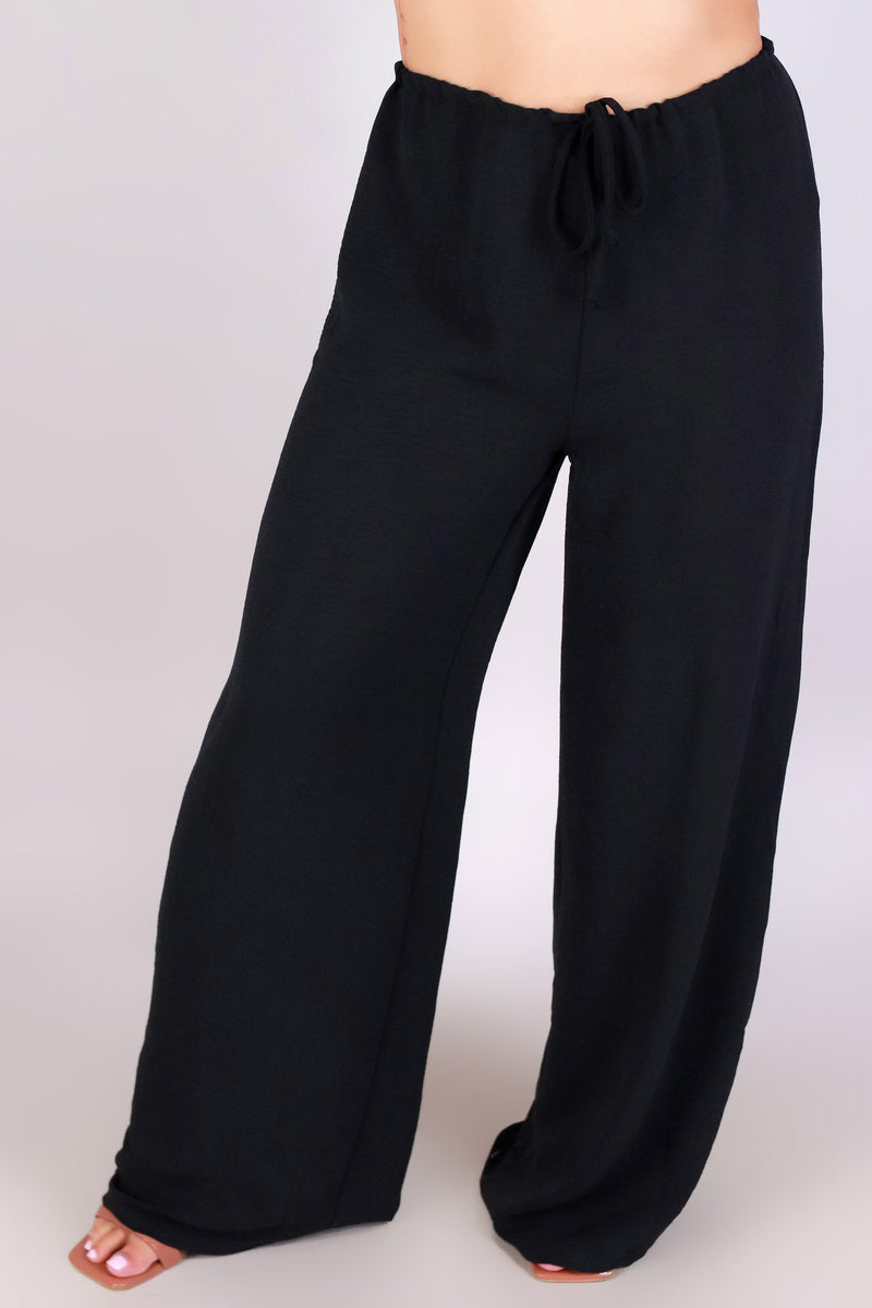 Jeans Warehouse Hawaii - SOLID WOVEN PANTS - BREEZEWALK PANTS | By OLIVE & CO