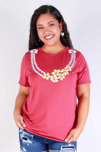 Jeans Warehouse Hawaii - PLUS S/S SCREENS - MULTI PUAKENIKENI TEE | By LUZ