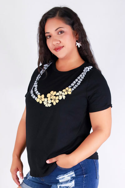 Jeans Warehouse Hawaii - PLUS S/S SCREENS - MULTI PUAKENIKENI TEE | By LUZ
