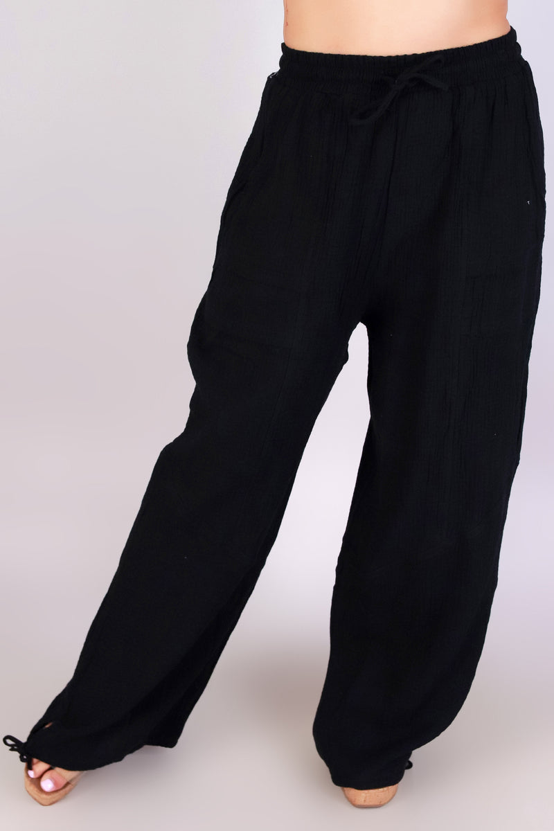 Jeans Warehouse Hawaii - SOLID WOVEN PANTS - DREAMY DAYS PANTS | By VERY J