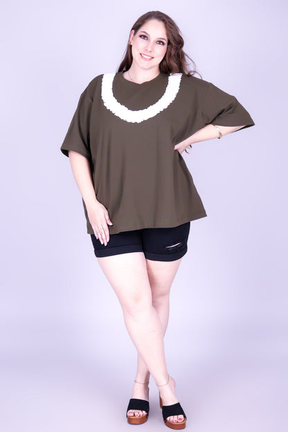 PIKAKE ROPE OVERSIZED LEI TEE