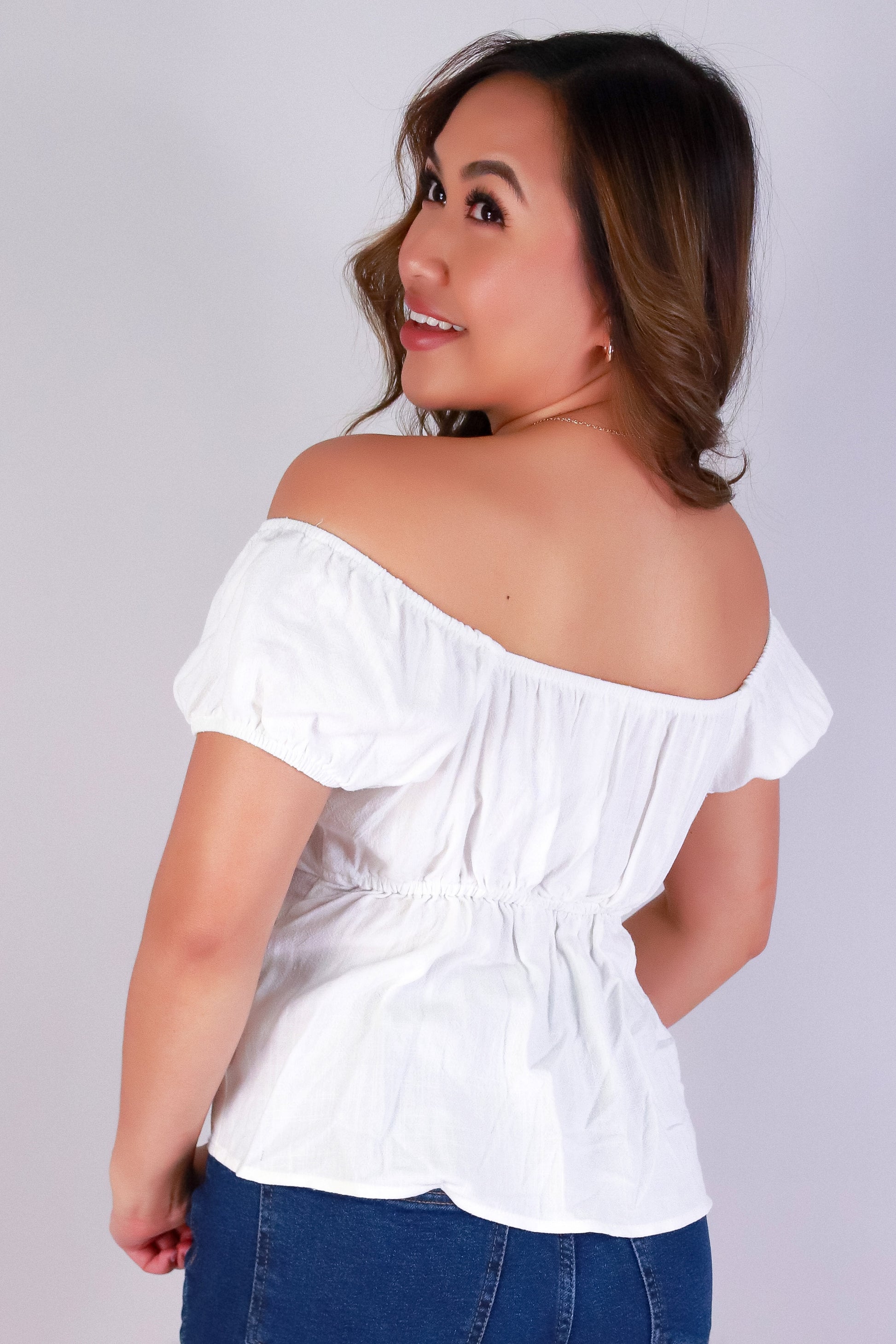 Jeans Warehouse Hawaii - S/S SOLID WOVEN TOPS - BREEZY BELLE TOP | By OLIVE & CO