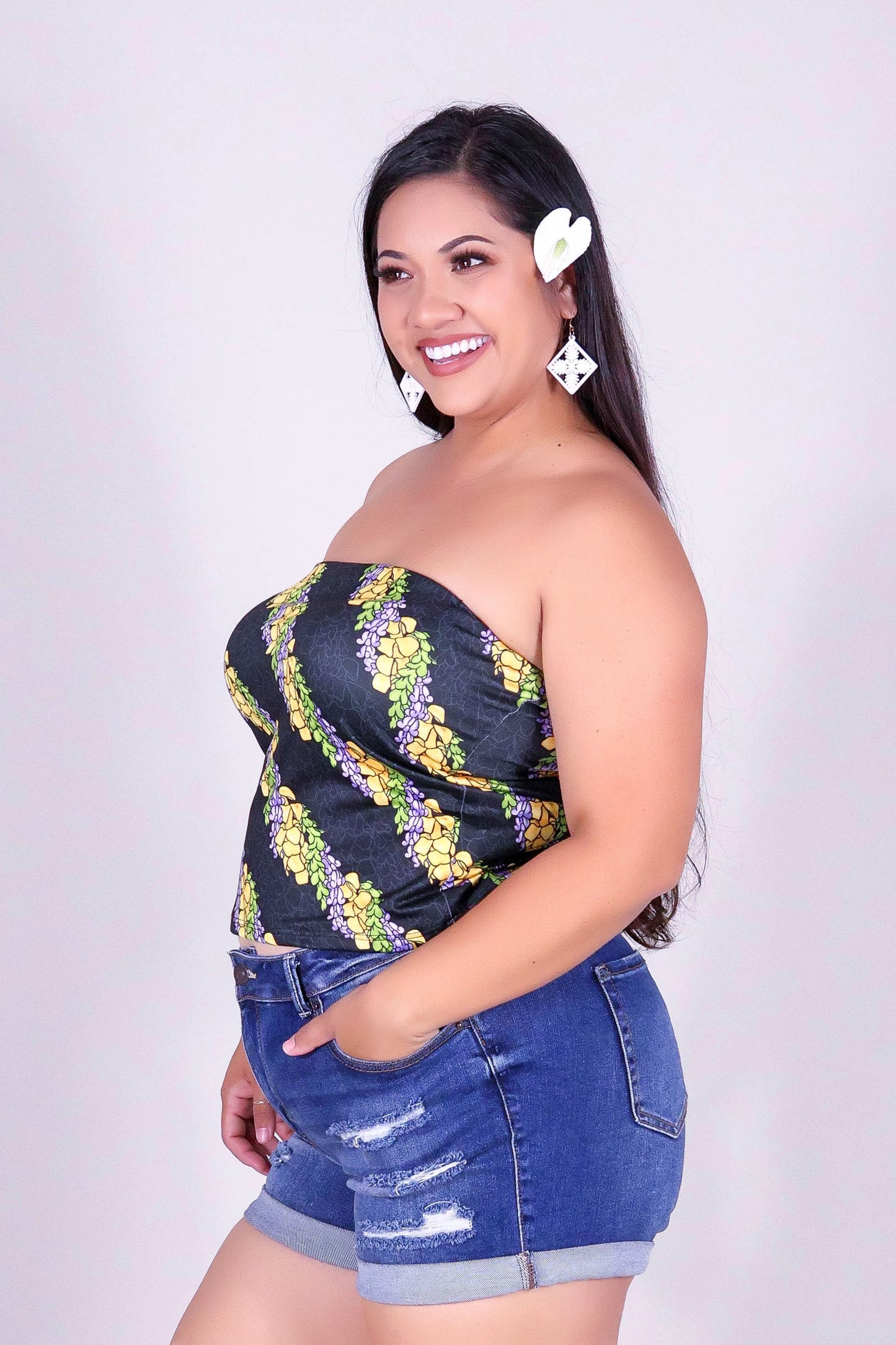 TWISTED LEI CROP TUBE TOP