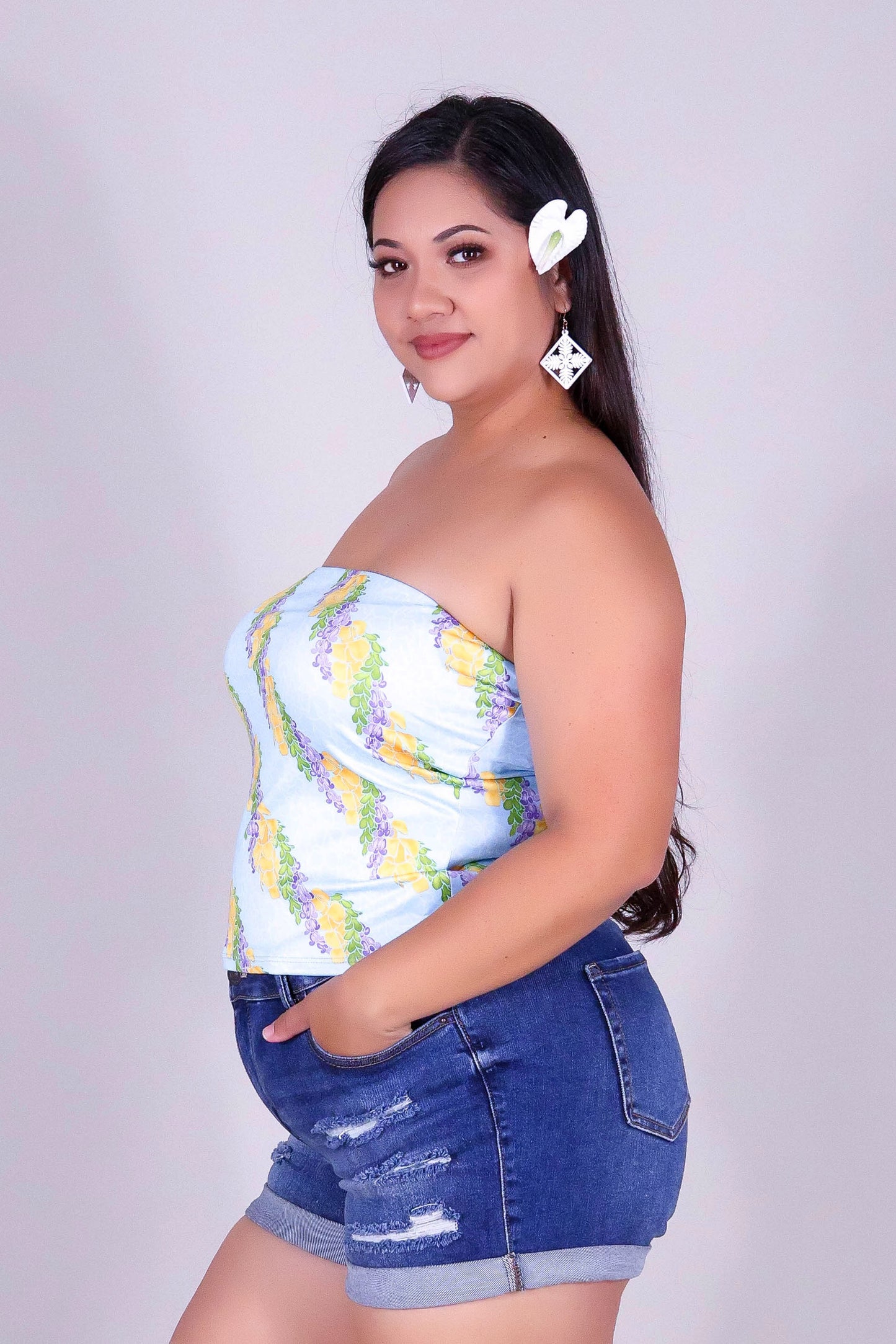 TWISTED LEI CROP TUBE TOP