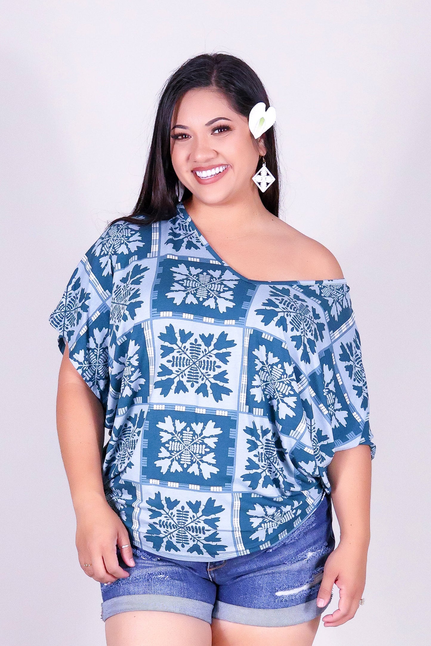 ULEI QUILT DOLMAN TOP