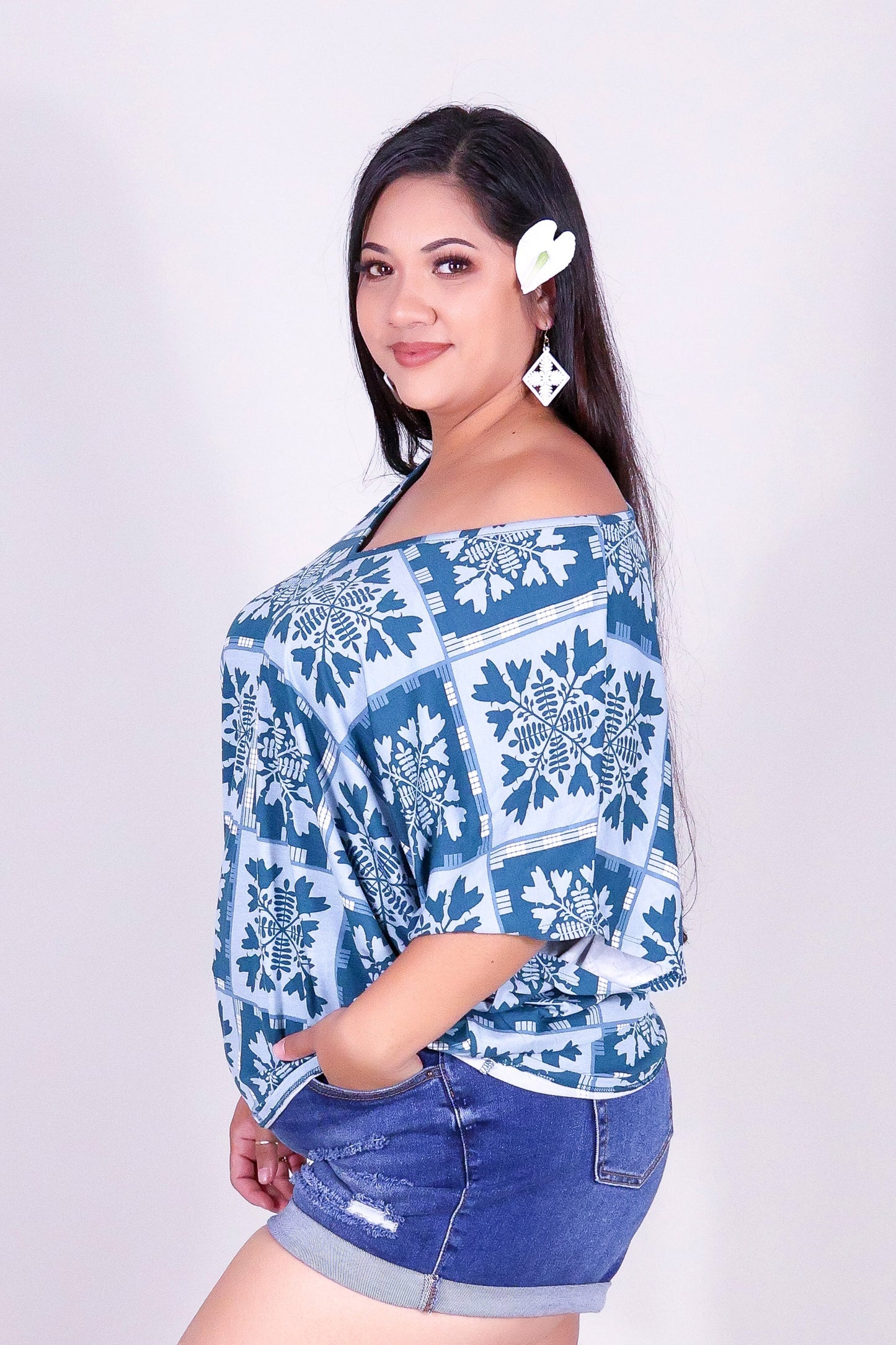 ULEI QUILT DOLMAN TOP