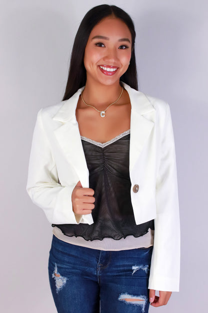 Jeans Warehouse Hawaii - BLAZERS/FASHION JKTS - THE POWER CROP BLAZER | By ULTIMATE OFFPRICE