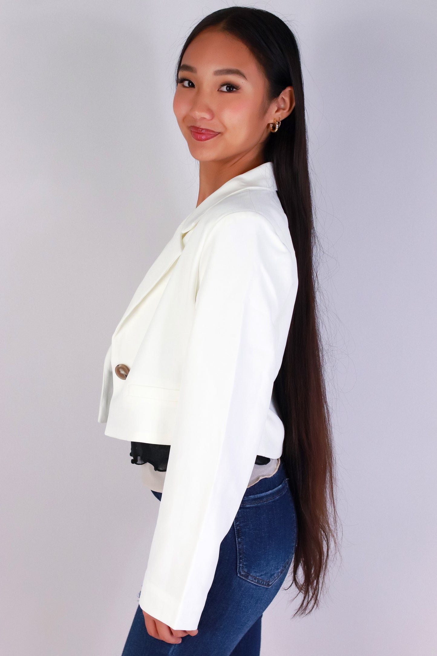 Jeans Warehouse Hawaii - BLAZERS/FASHION JKTS - THE POWER CROP BLAZER | By ULTIMATE OFFPRICE