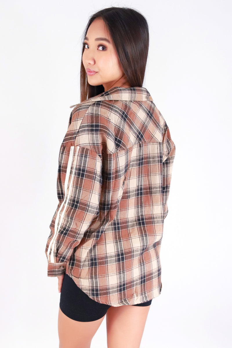 Jeans Warehouse Hawaii - L/S PRINT WOVEN CASUAL TOPS - STREETWEAR CHECKS PLAID TOP | By PASSPORT/MS BUBBLES