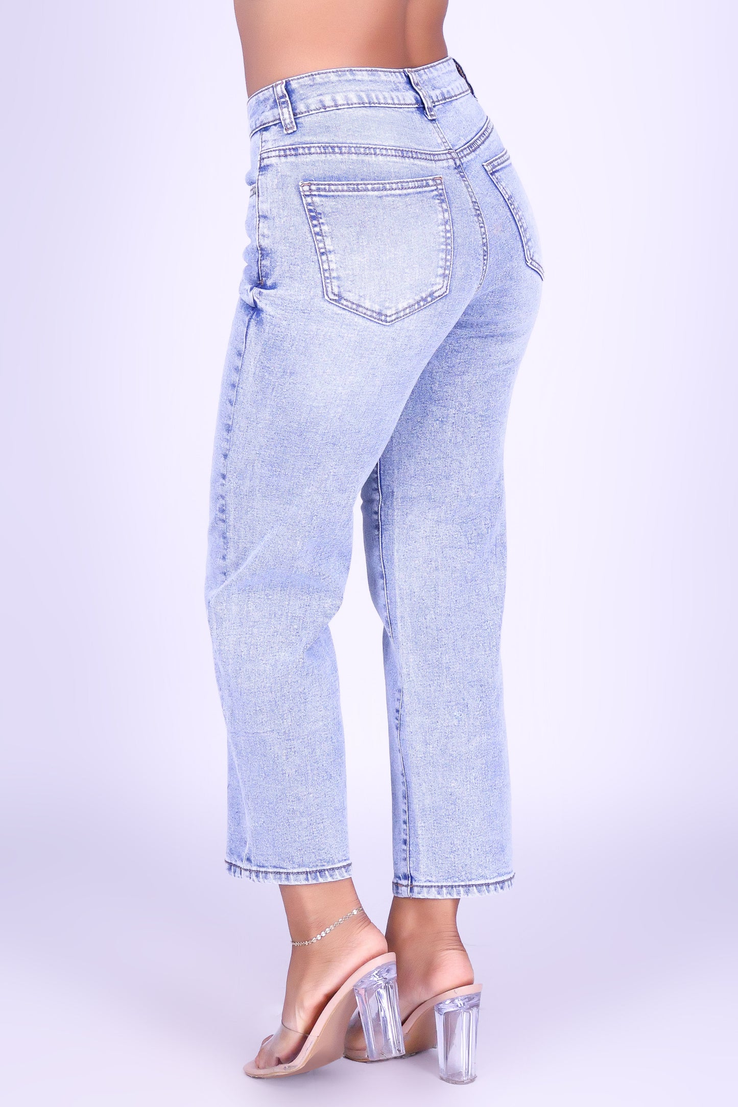 LOVE IN BLUE JEANS
