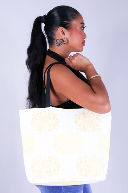 MANGO QUILT TOTE