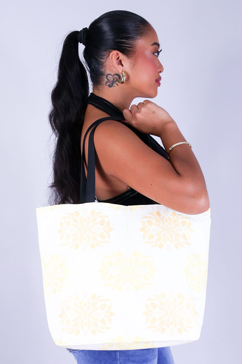 MANGO QUILT TOTE