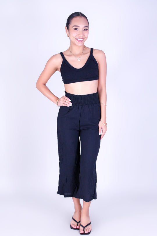 SOFT FLOW SMOCKED WAIST CAPRI'S