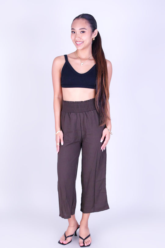 SOFT FLOW SMOCKED WAIST CAPRI'S