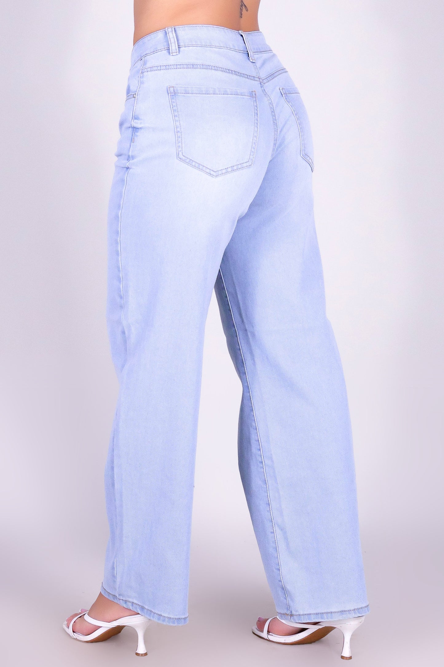 URBAN STRAIGHT DENIM JEANS