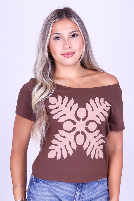 ULU QUILT OFF SHOULDER TEE