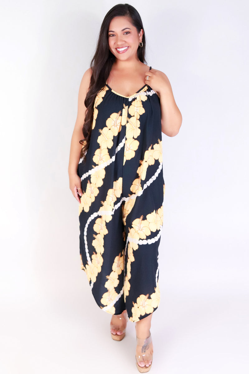 Jeans Warehouse Hawaii - PLUS PRINTED JUMPSUITS - HIBISCUS PIKAKE NO WAIST JUMPSUIT | By LUZ
