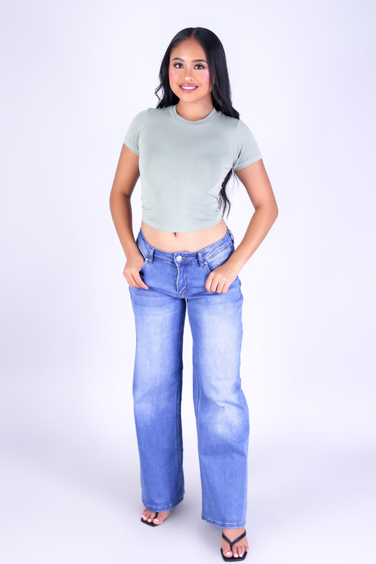 EASY FIT CROP TEE